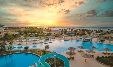CORAL SEA HOLIDAY RESORT